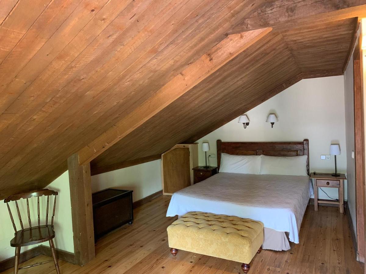 Hotel Charle Jaca Kültér fotó