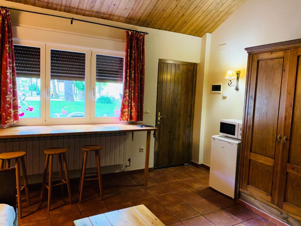 Hotel Charle Jaca Kültér fotó