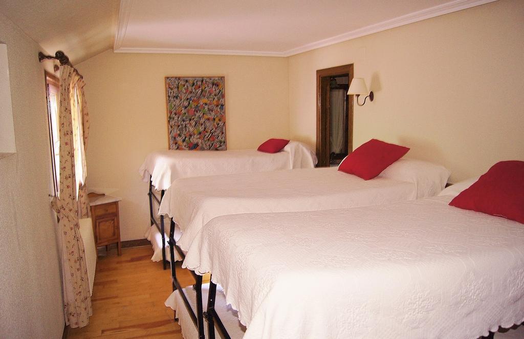 Hotel Charle Jaca Kültér fotó